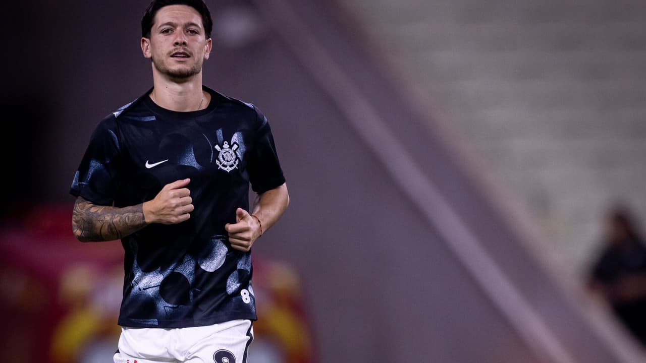 Garro volta a ser titular no Corinthians contra o Athletico