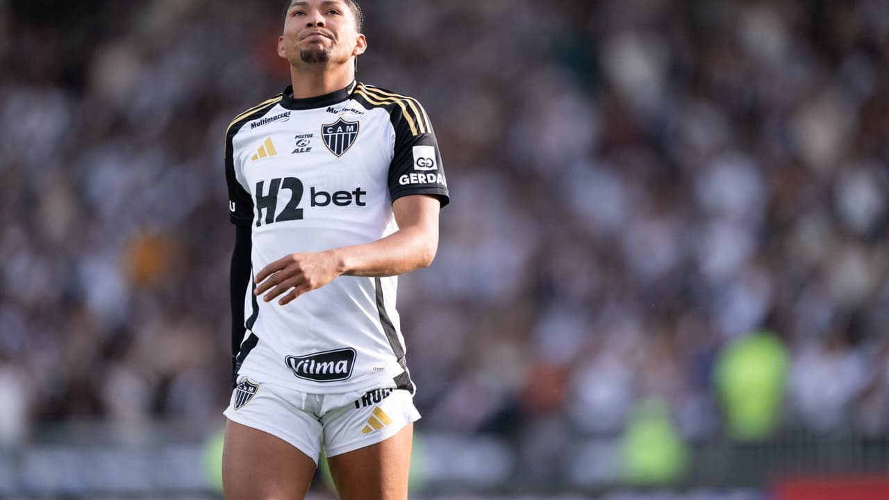 Lance de Rony em Vasco x Atlético-MG viraliza: 'Entretenimento puro'