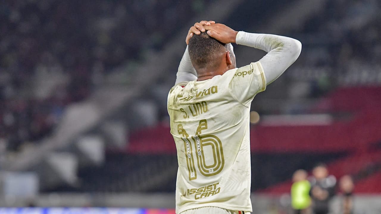 Jornal Espanhol Destaca Estreia Promissora de Saúl e Samuel Lino no Flamengo
