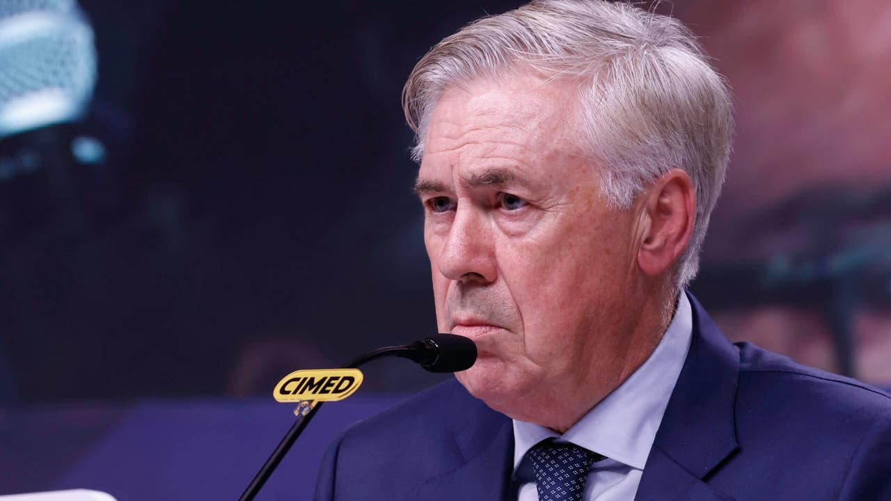 Web manda recado a Ancelotti após vitória expressiva do Flamengo por 8 a 0