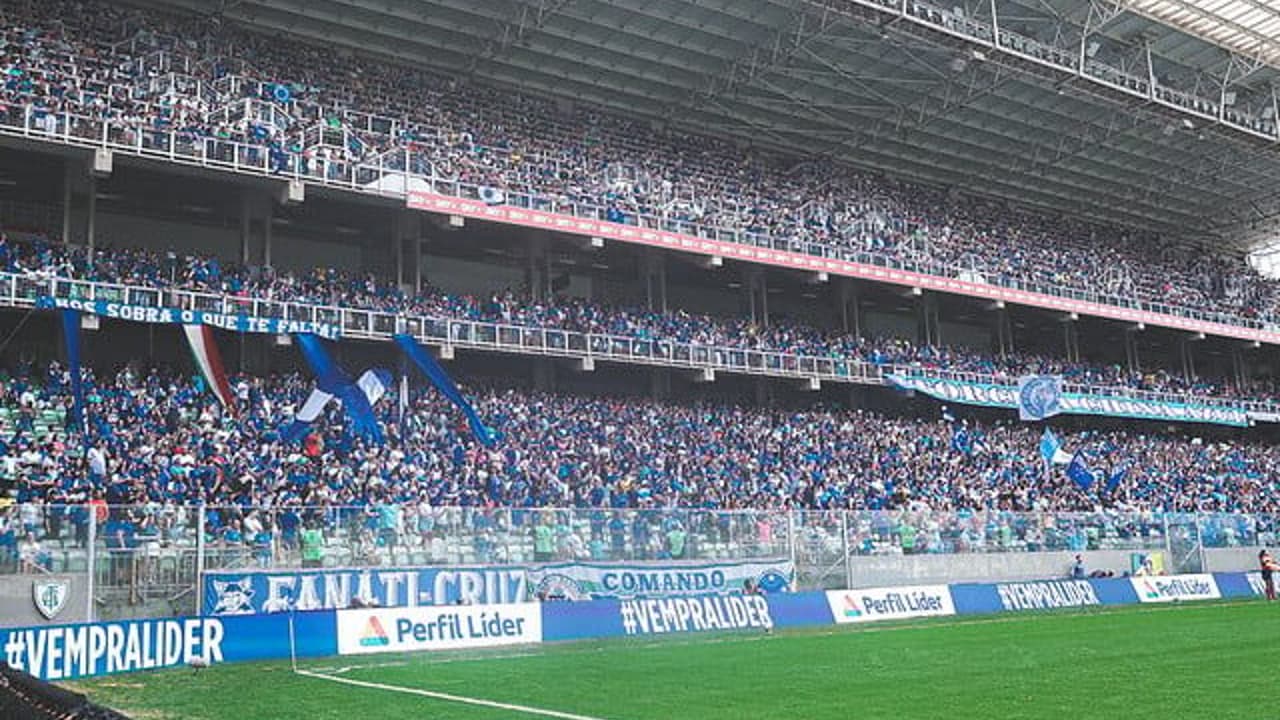 Ingressos para Cruzeiro e Corinthians na final do Brasileiro Feminino disponíveis