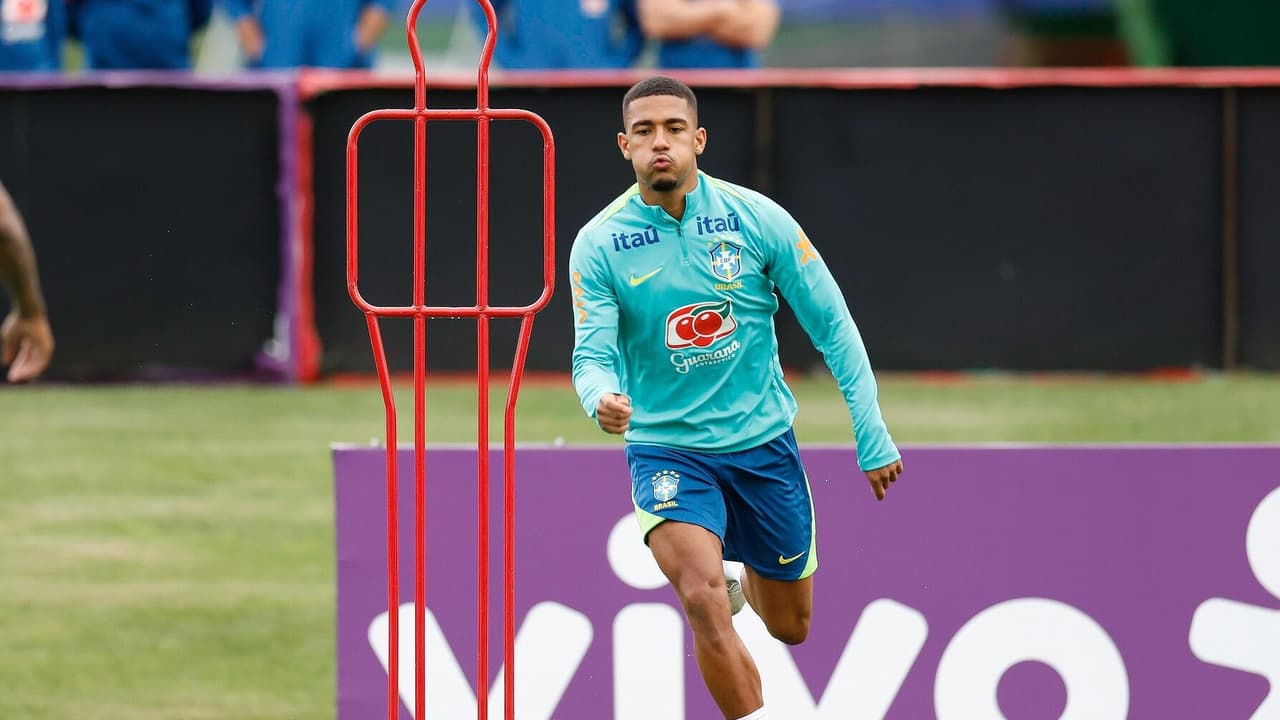 Cinco jogadores do Flamengo vivem expectativa por convocação da Seleção