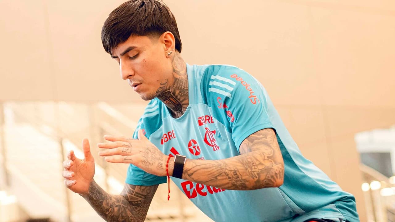 Flamengo divulga progresso na recuperação de Erick Pulgar após lesão