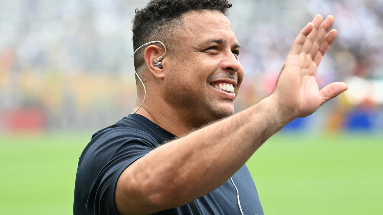 Quer comprar o Corinthians? Ronaldo opina sobre SAF no Timão