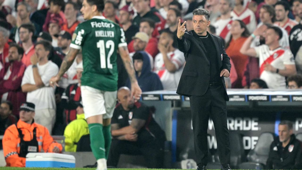 Técnico do River mantém confiança após revés contra o Palmeiras: seguimos firmes