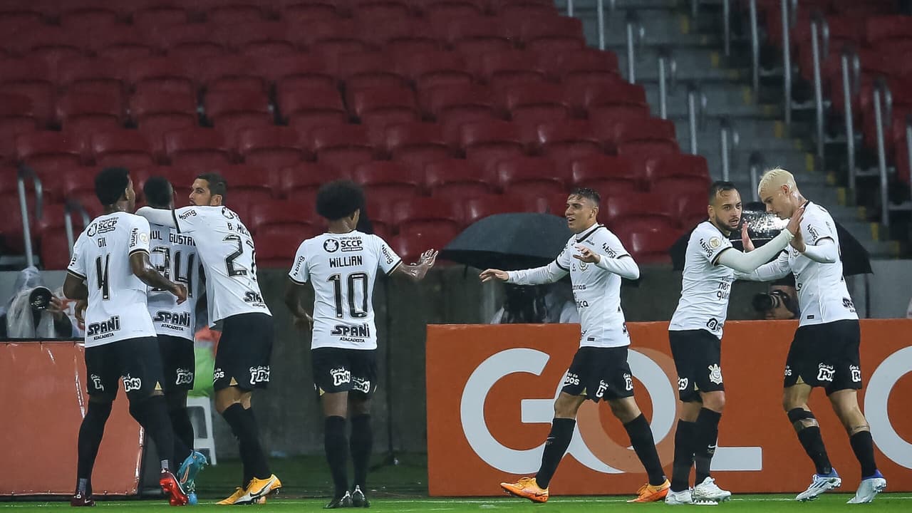 Ex-Corinthians enfrenta desvalorização e almeja recuperação na MLS