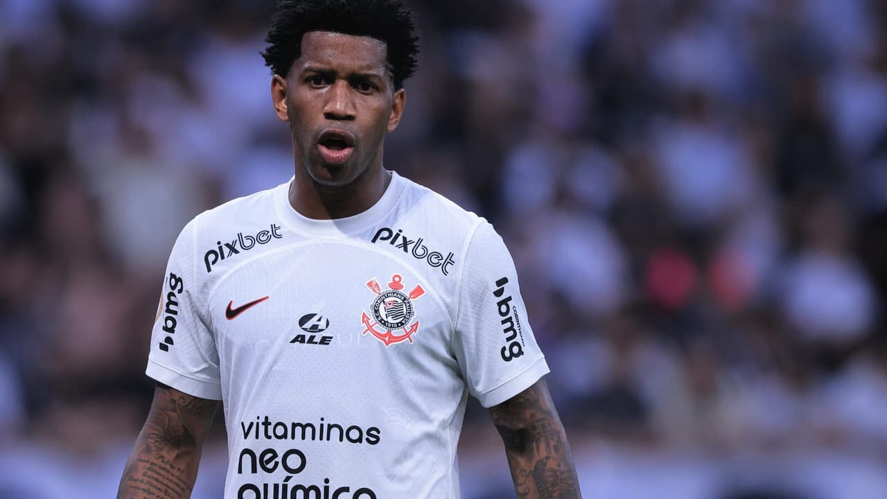 Gil comenta polêmica com ex-técnico do Corinthians em final contra o Flamengo