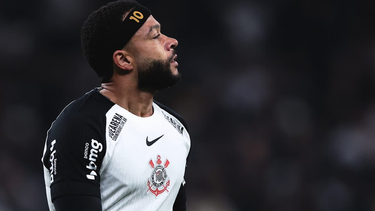 Jogador do Corinthians vive em suíte de R$ 8 milhões por mês
