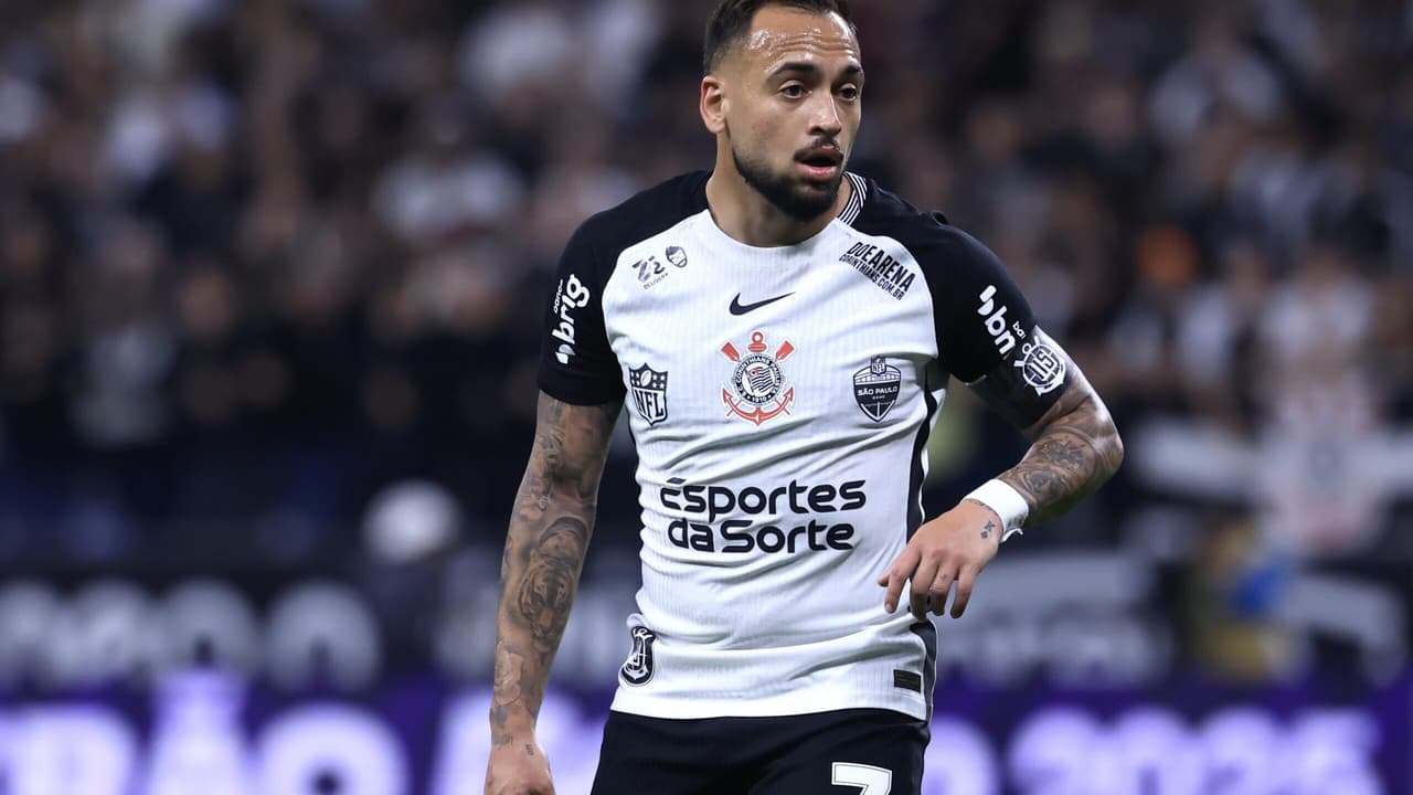 Maycon se pronuncia sobre renovação com o Corinthians