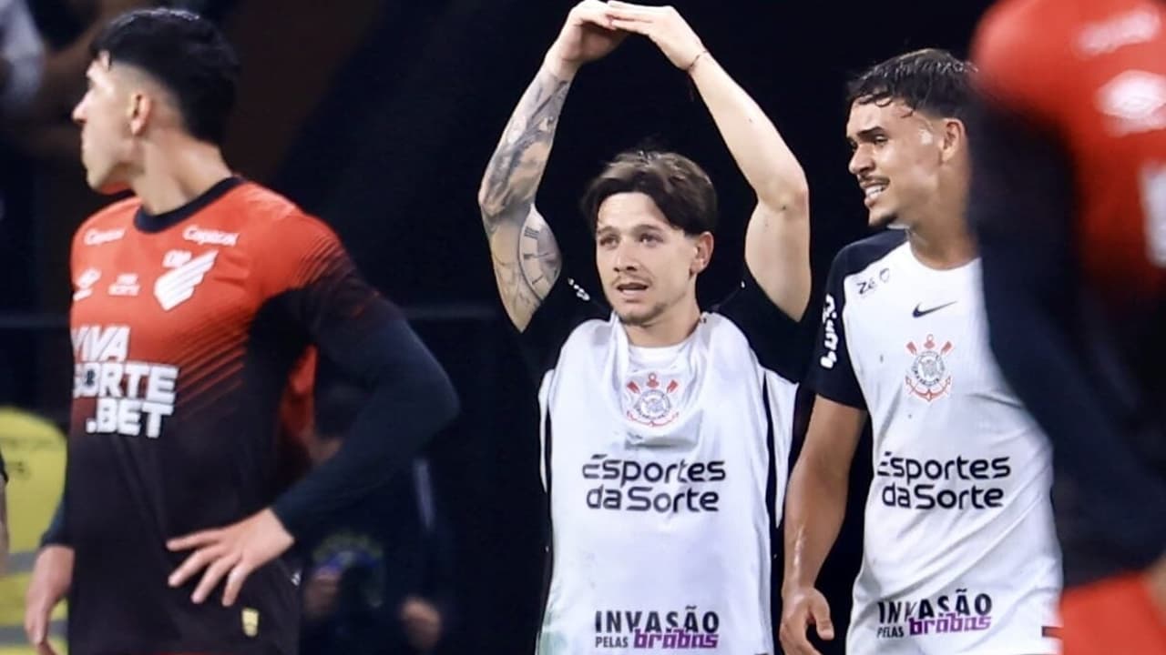 Garro manda recado após classificação do Corinthians: 'Trabalho começa a se pagar'