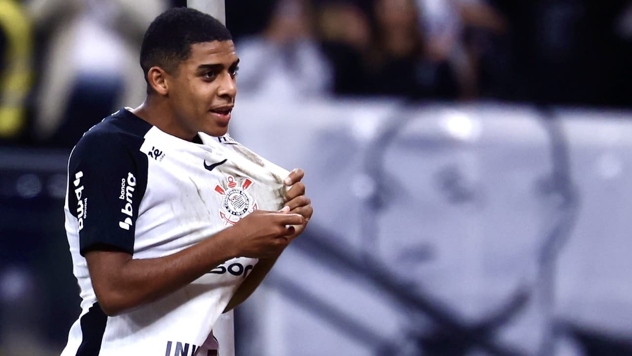 Gui Negão comemora classificação do Corinthians e elogia jovens da base
