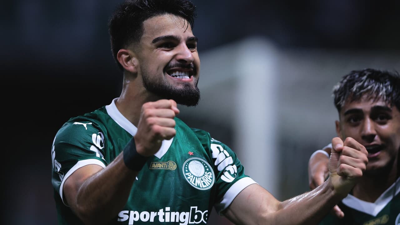 Auxiliar de Abel comenta fase difícil de Flaco López e destaca recuperação no Palmeiras