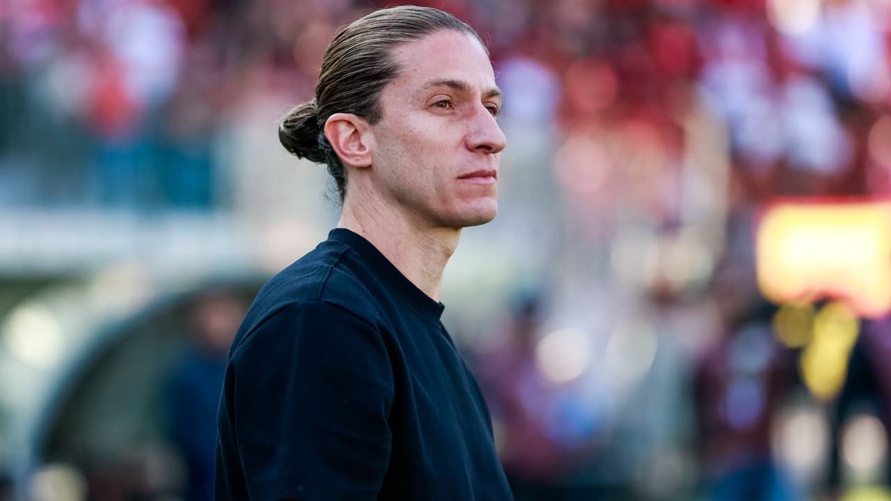 Flamengo finaliza treino e define provável time contra o Estudiantes