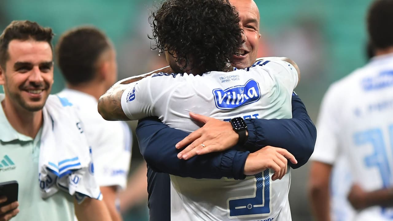 Gabigol quebra jejum no Cruzeiro e abre o jogo sobre relação com Jardim