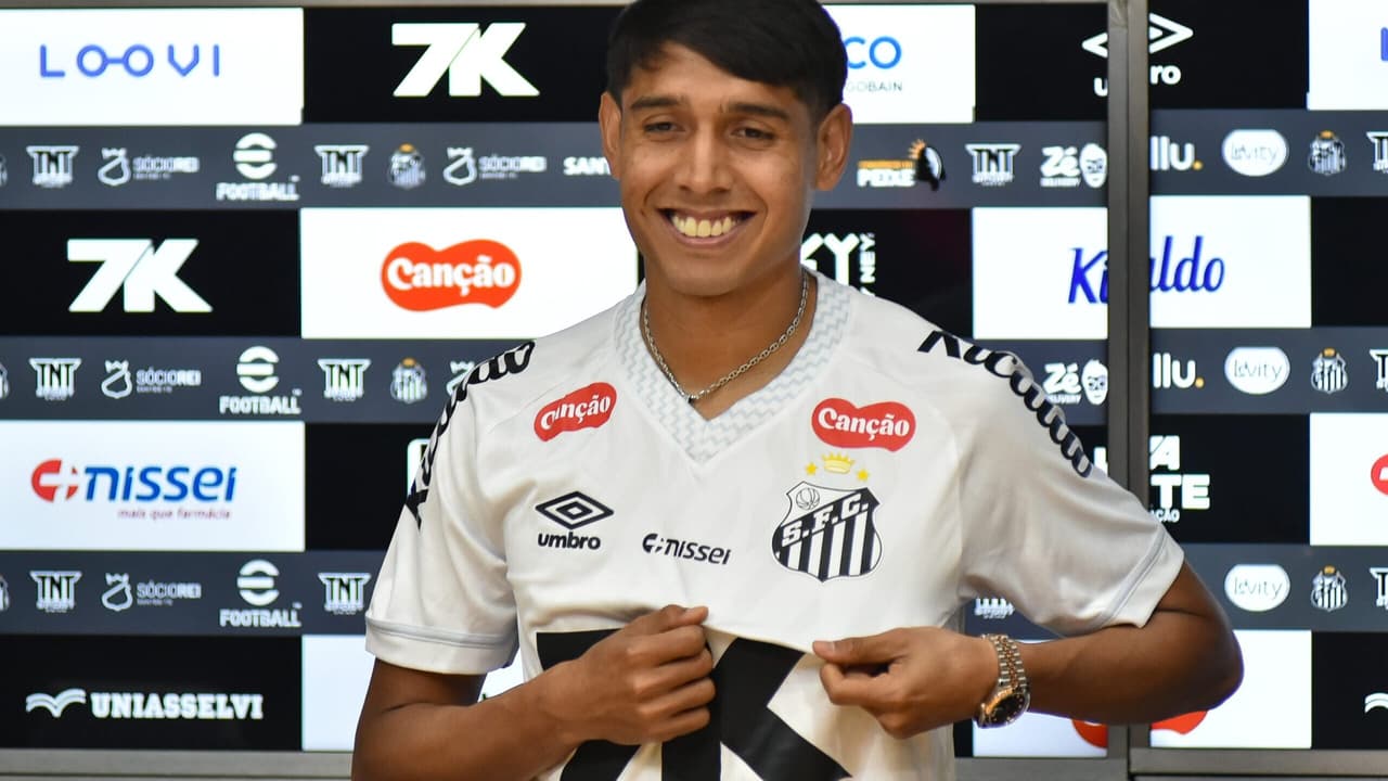 Alexis Duarte revela papo com ídolo do Palmeiras antes de reforçar o Santos