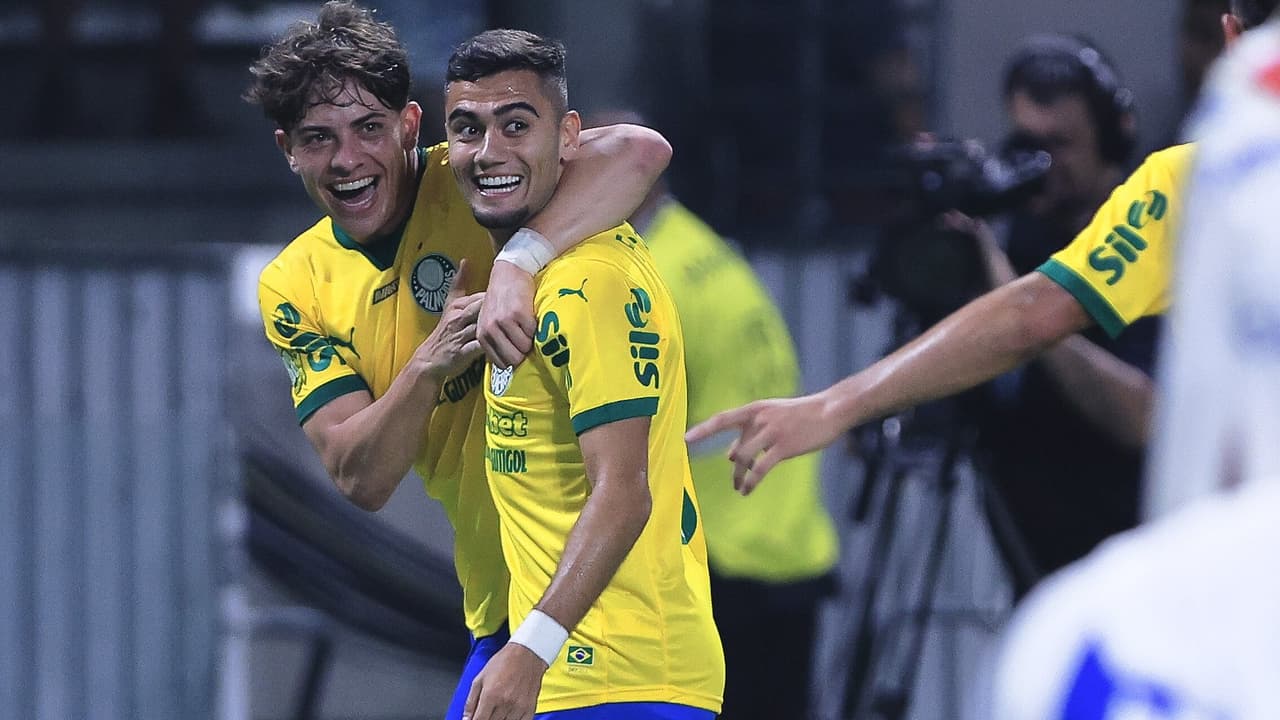 Palmeiras triunfa sobre Fortaleza com dobradinha de Andreas no Brasileirão