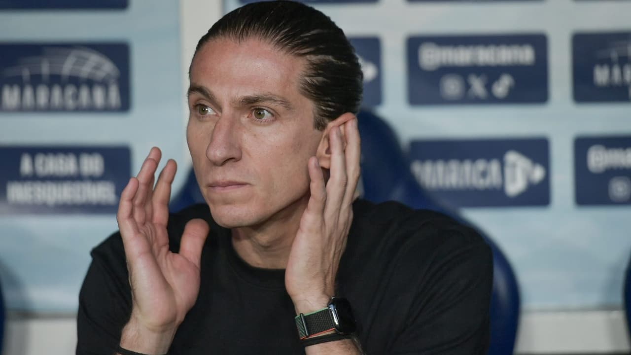 Flamengo comunica lesões de Léo Pereira, Viña e Jorginho antes do Corinthians