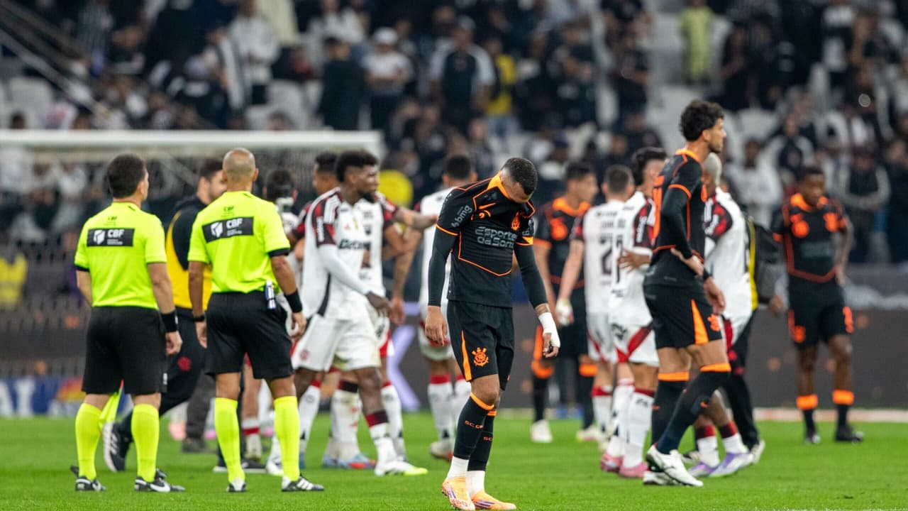 Torcedores apontam responsáveis pela derrota do Corinthians para o Flamengo
