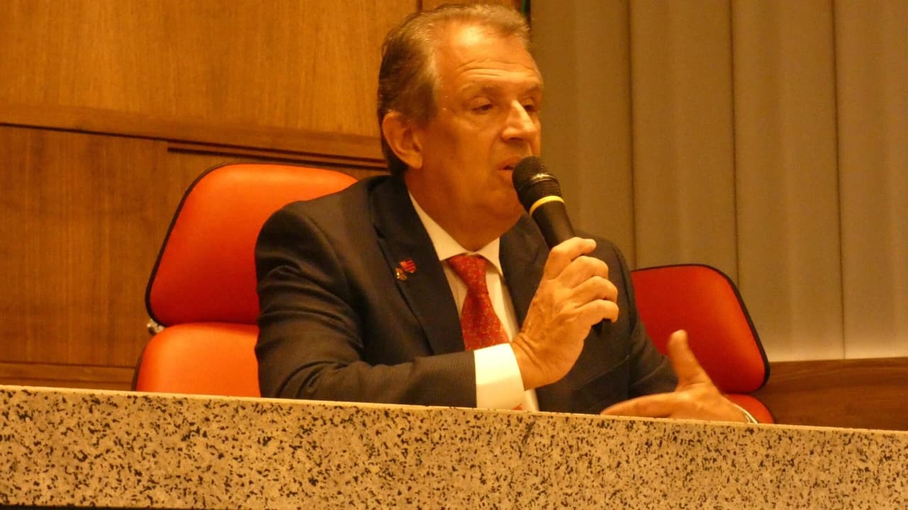 Flamengo é alvo de críticas por soberba em recente investida no mercado