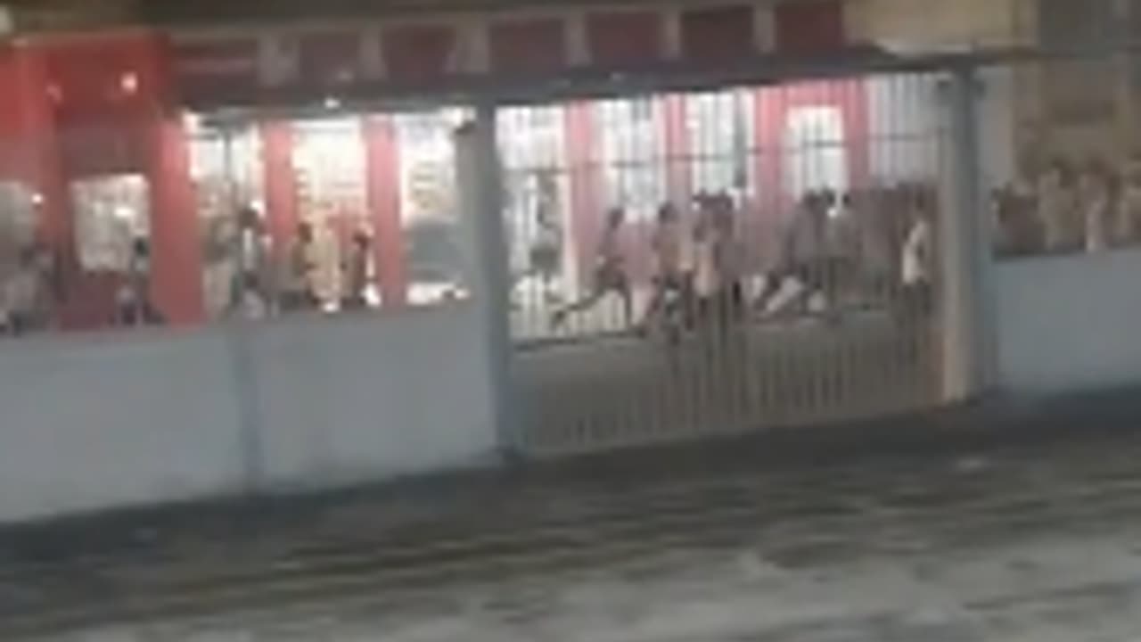 Polícia divulga detalhes da briga entre torcidas antes de Botafogo x Vasco
