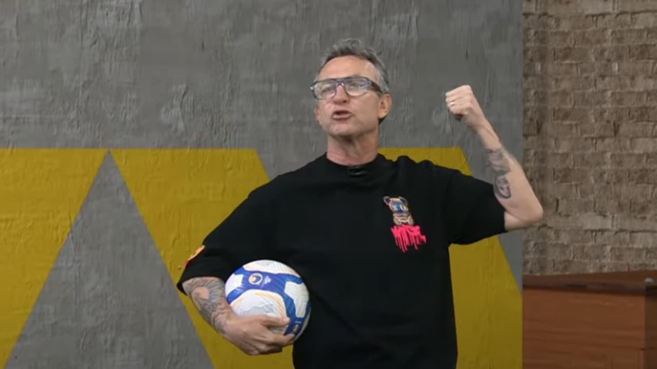 Neto defende jogador da base e critica desempenho de astro do Corinthians