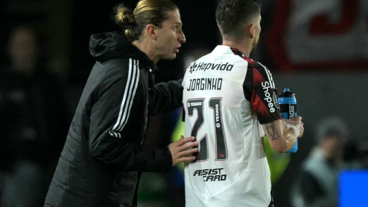 Filipe Luís detalha estratégia do Flamengo focada em pênaltis na competição