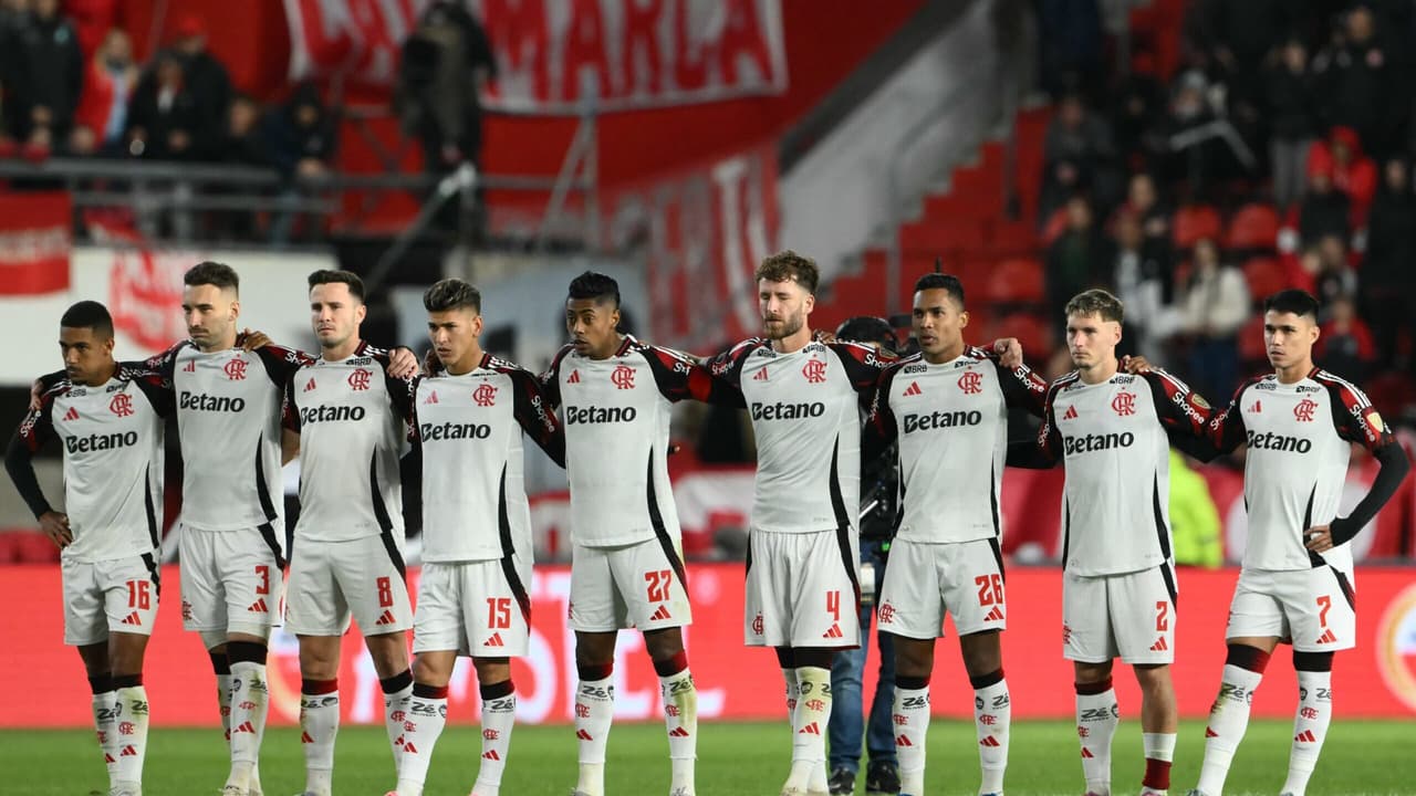 Pênalti do Flamengo leva torcedores à preocupação e pedidos de calma
