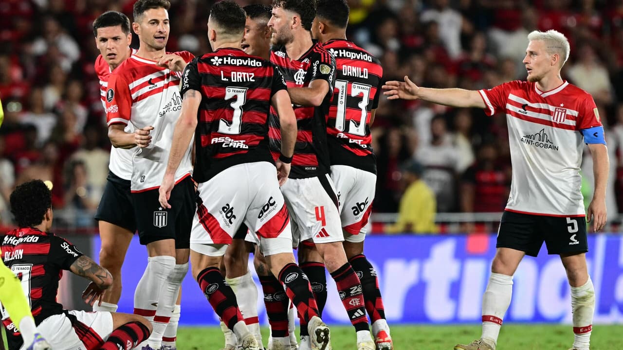Jornalista avalia chances do Flamengo e comenta performance do time em crise
