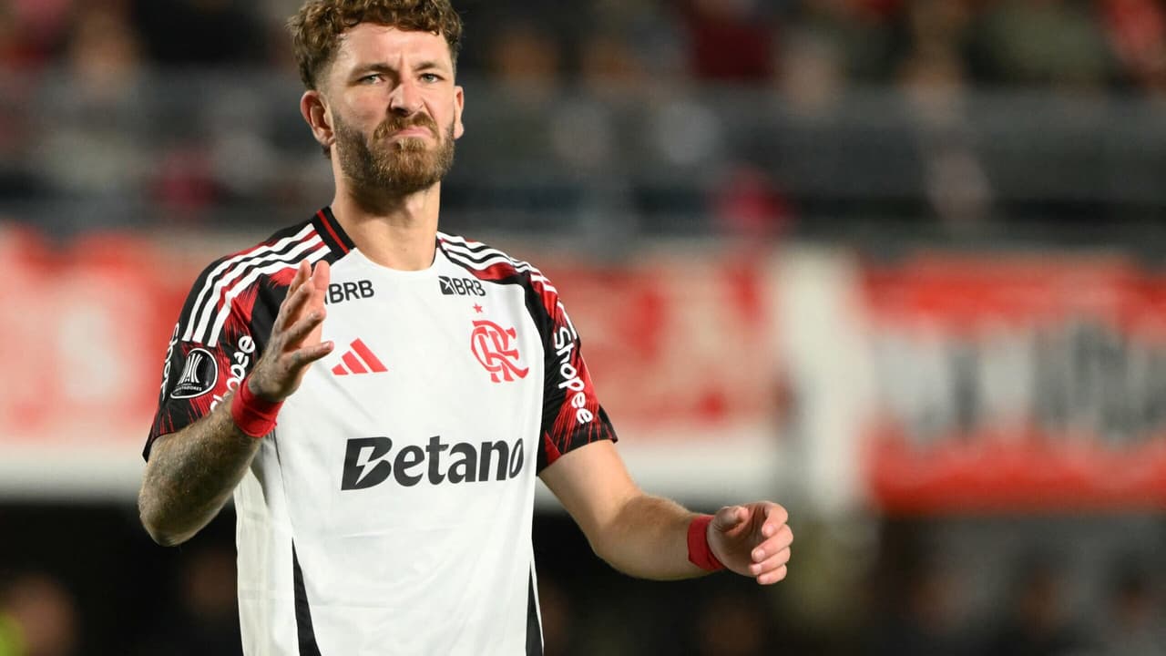 Flamengo enfrenta Estudiantes, mas Léo Pereira minimiza dificuldades nos confrontos