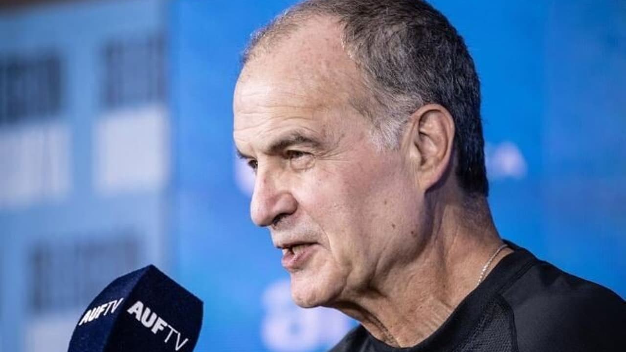 Técnico do Uruguai manda recado sobre Arrascaeta para o Flamengo