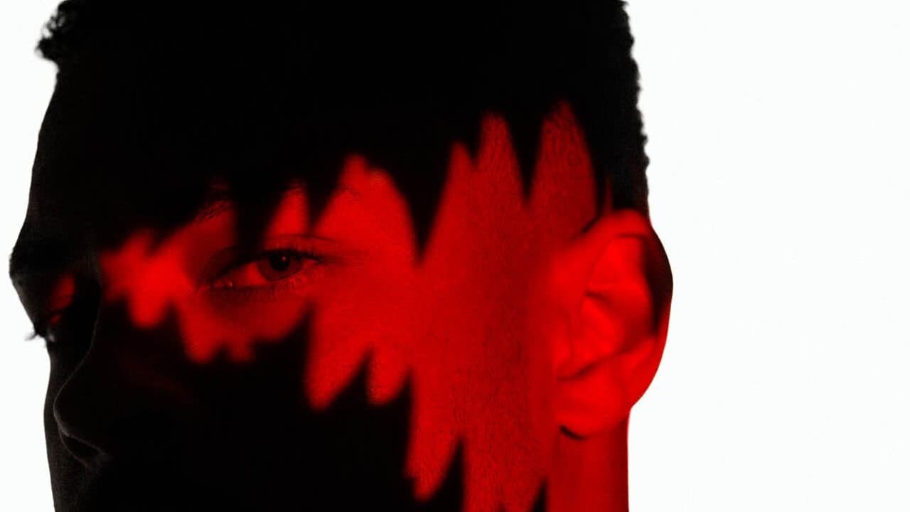 Vitor Roque, do Palmeiras, brilha em campanha de novo modelo de chuteira