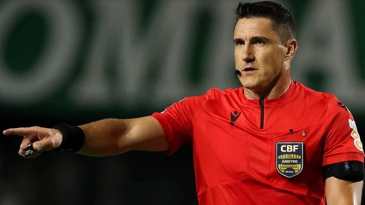 Flamengo x Vasco tem arbitragem definida para duelo pelo Brasileirão