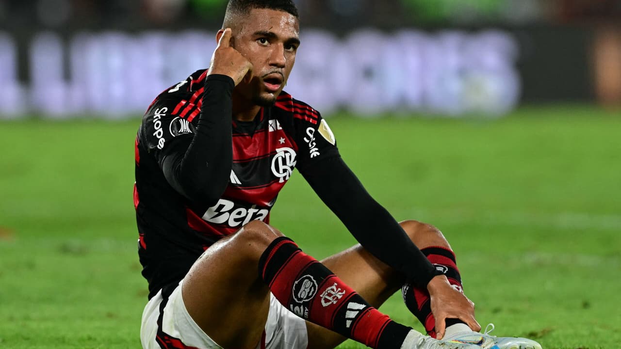 Jornalista aponta erro crucial na arbitragem de Flamengo x Estudiantes
