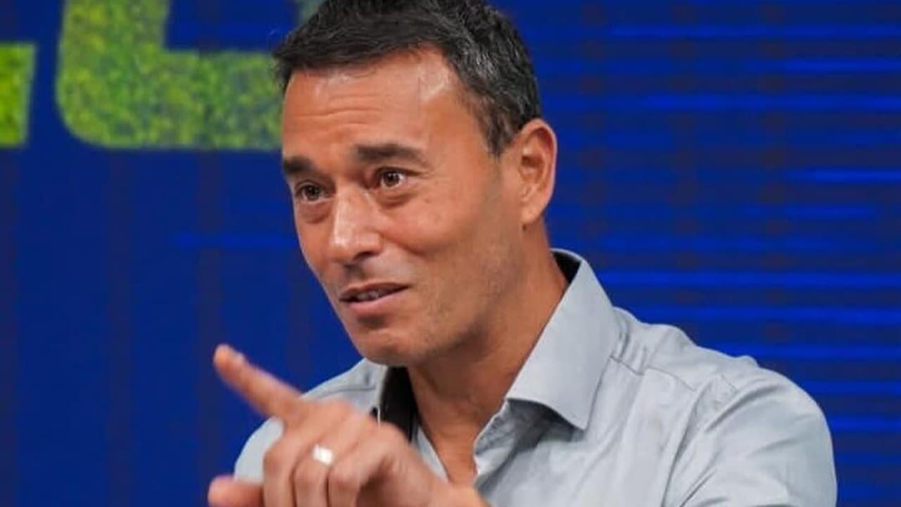 André Rizek critica Dorival Jr após derrota do Corinthians em tom incisivo