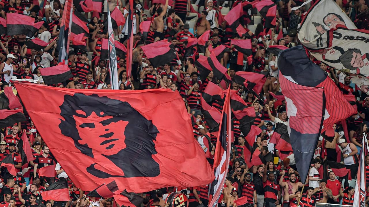 Flamenguistas confundem perfil e atacam árbitro colombiano por redes sociais