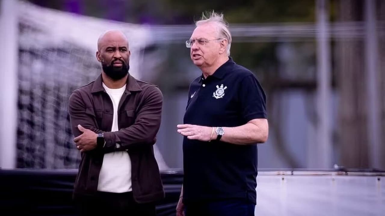 Corinthians define novo alvo após renovar com Gustavo Henrique