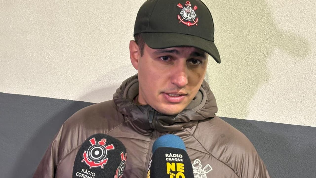 Técnico do Corinthians detalha rodízio de goleiras após saída na Copa do Brasil