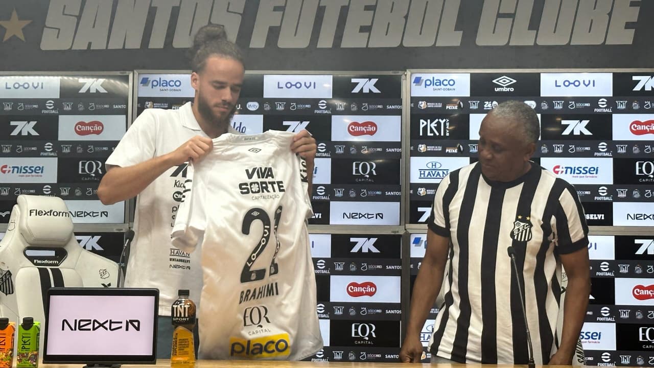 Billal Brahimi é apresentado oficialmente no Santos: 'Orgulho em vestir essa camisa'