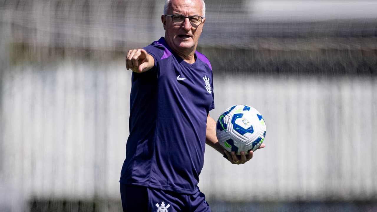 Volantes avançam em transição física e podem reforçar o Corinthians