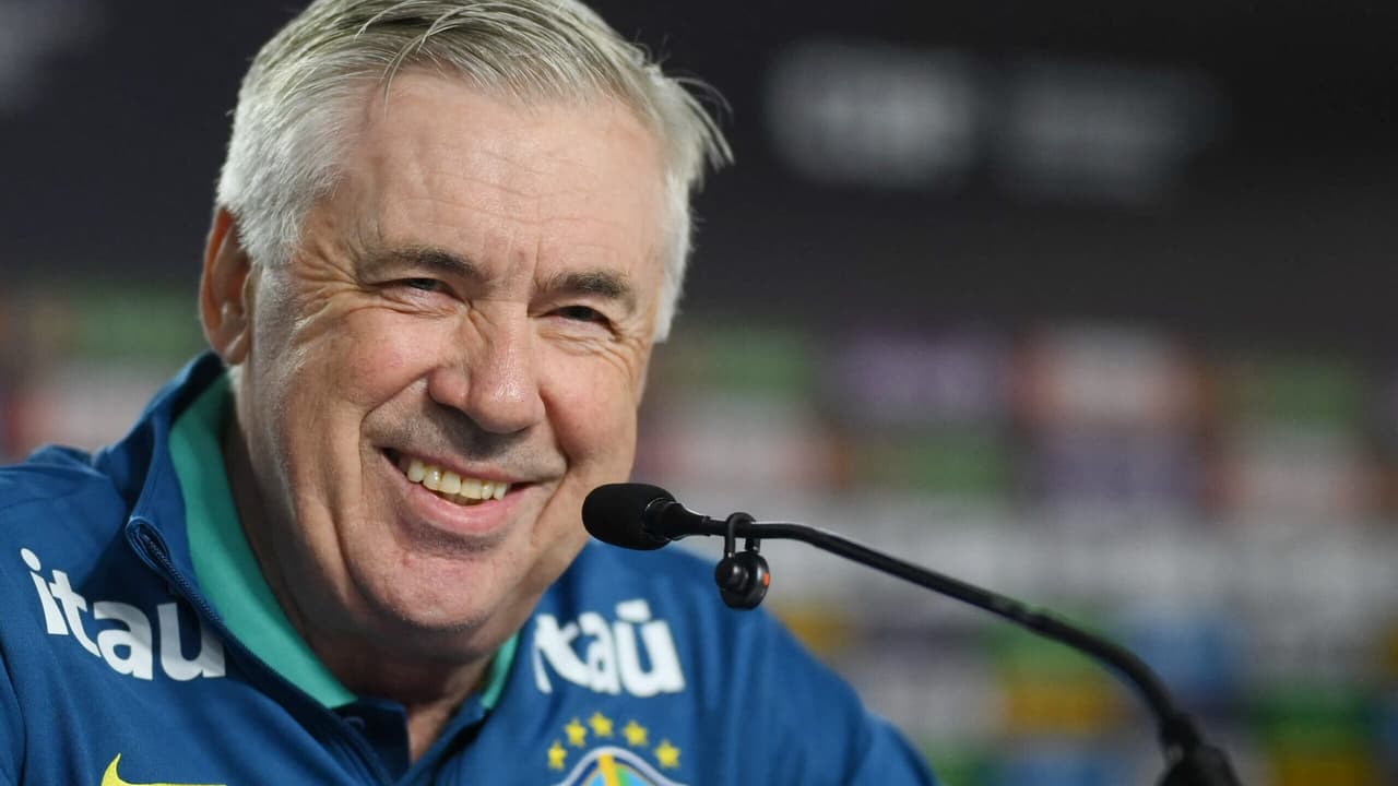 Ancelotti ignora a Nação: Torcida do Mengão repudia decisão 'no morro'