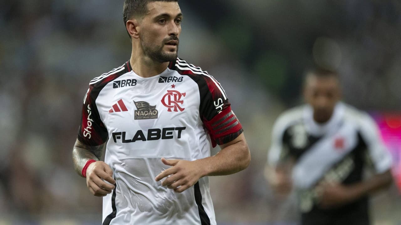 Arrascaeta pode brilhar novamente no clássico Flamengo x Vasco no Brasileirão
