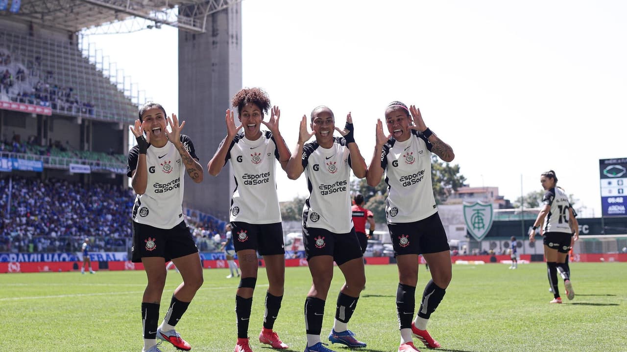 Corinthians e Cruzeiro empatam na final do Brasileirão Feminino; confira os gols