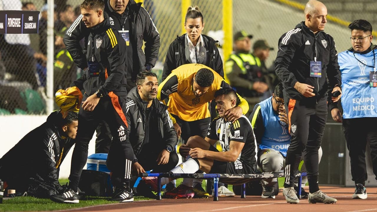 Cuello passará por cirurgia e só retorna ao Atlético-MG em 2026