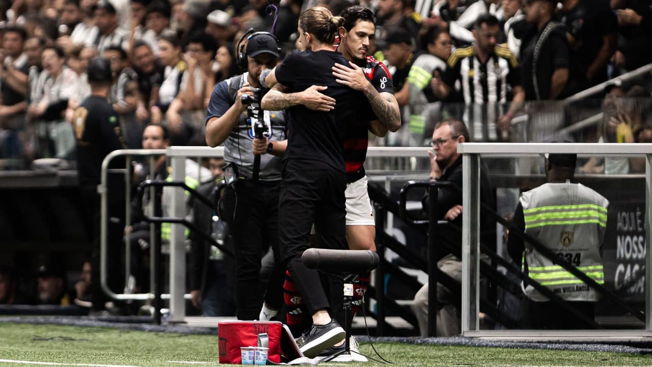 EXCLUSIVO: ex-Flamengo expõe bastidores de 'briga' entre Pedro e Filipe Luís