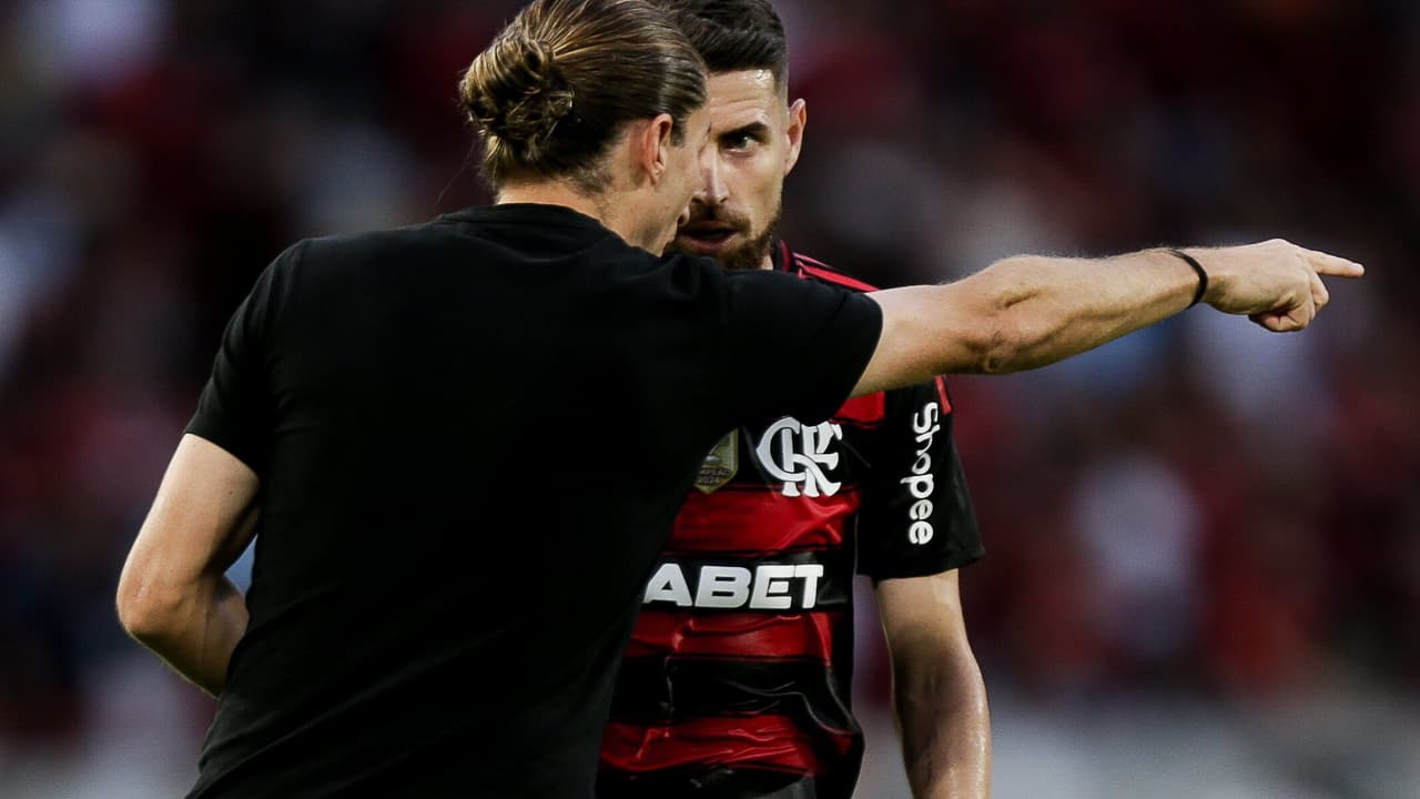 Reação de Jorginho com empate do Flamengo com o Vasco viraliza: 'Pena'