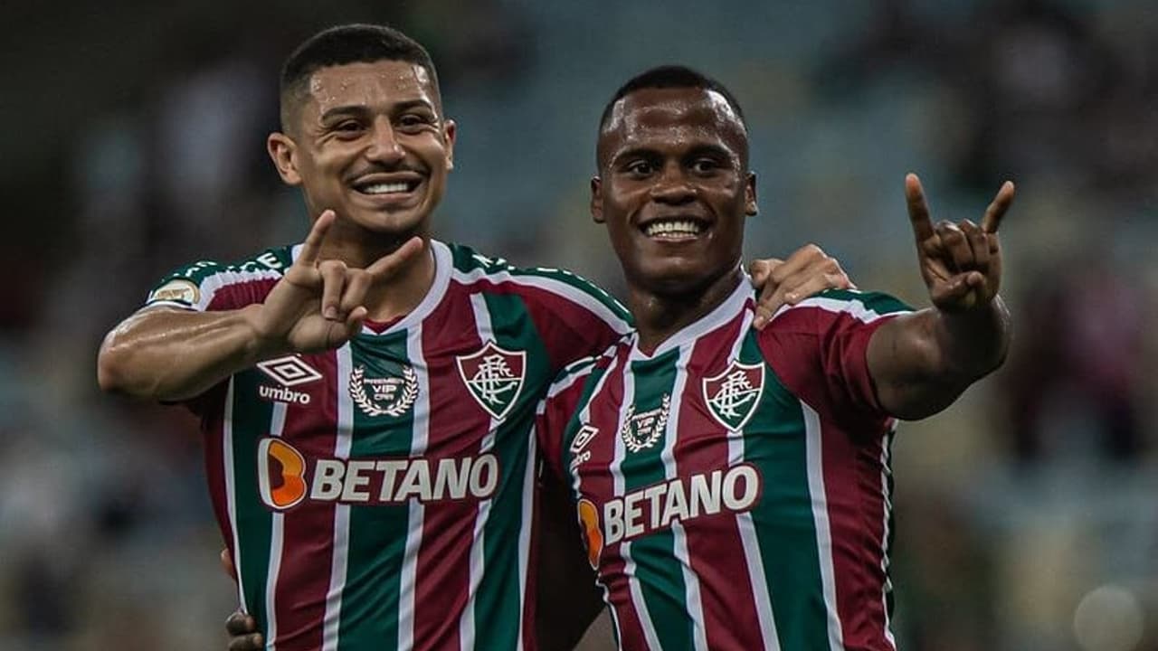 Fluminense e Flamengo enfrentam crise na lanterna da Premier League com 0 pontos