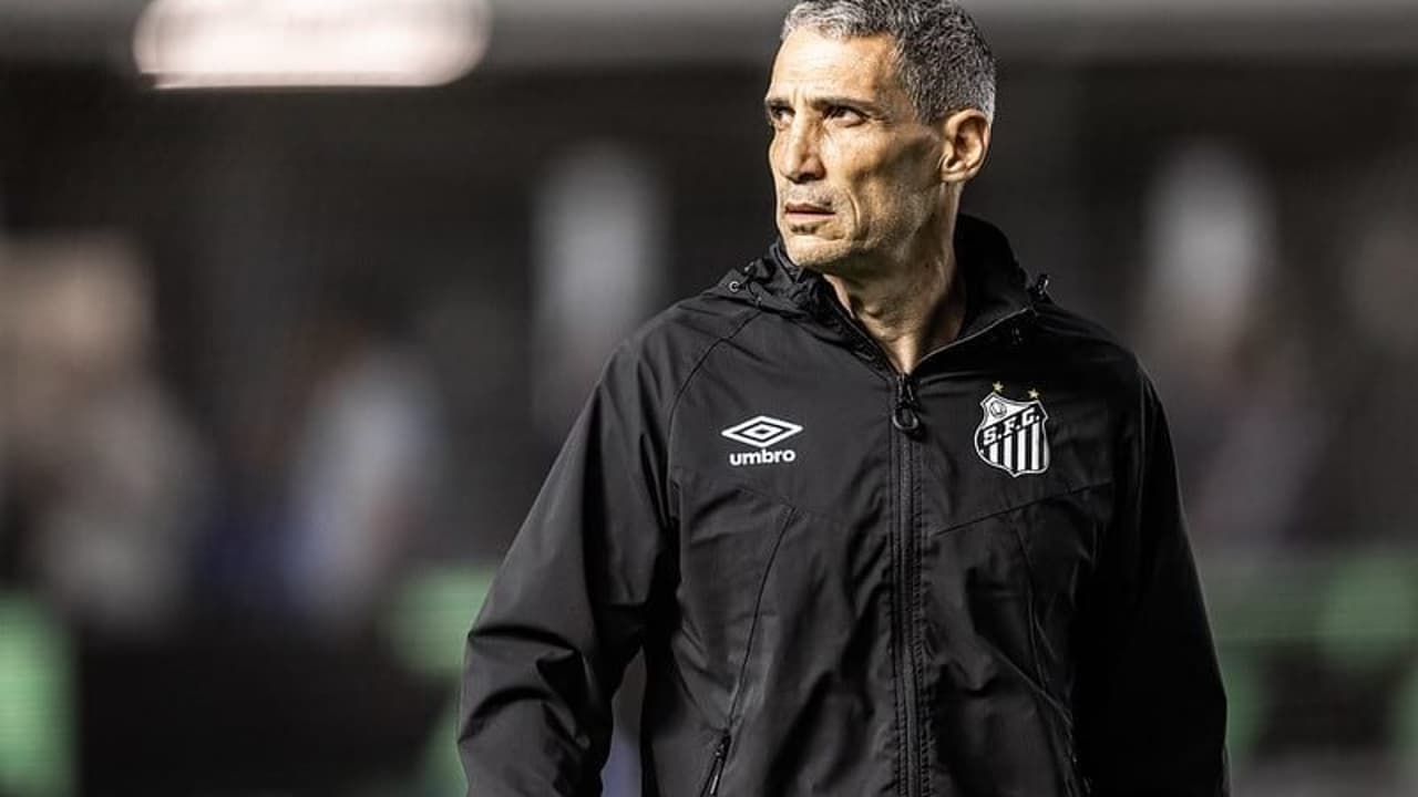 Vojvoda analisa empate do Santos diante do Grêmio: 'Foi protagonista'