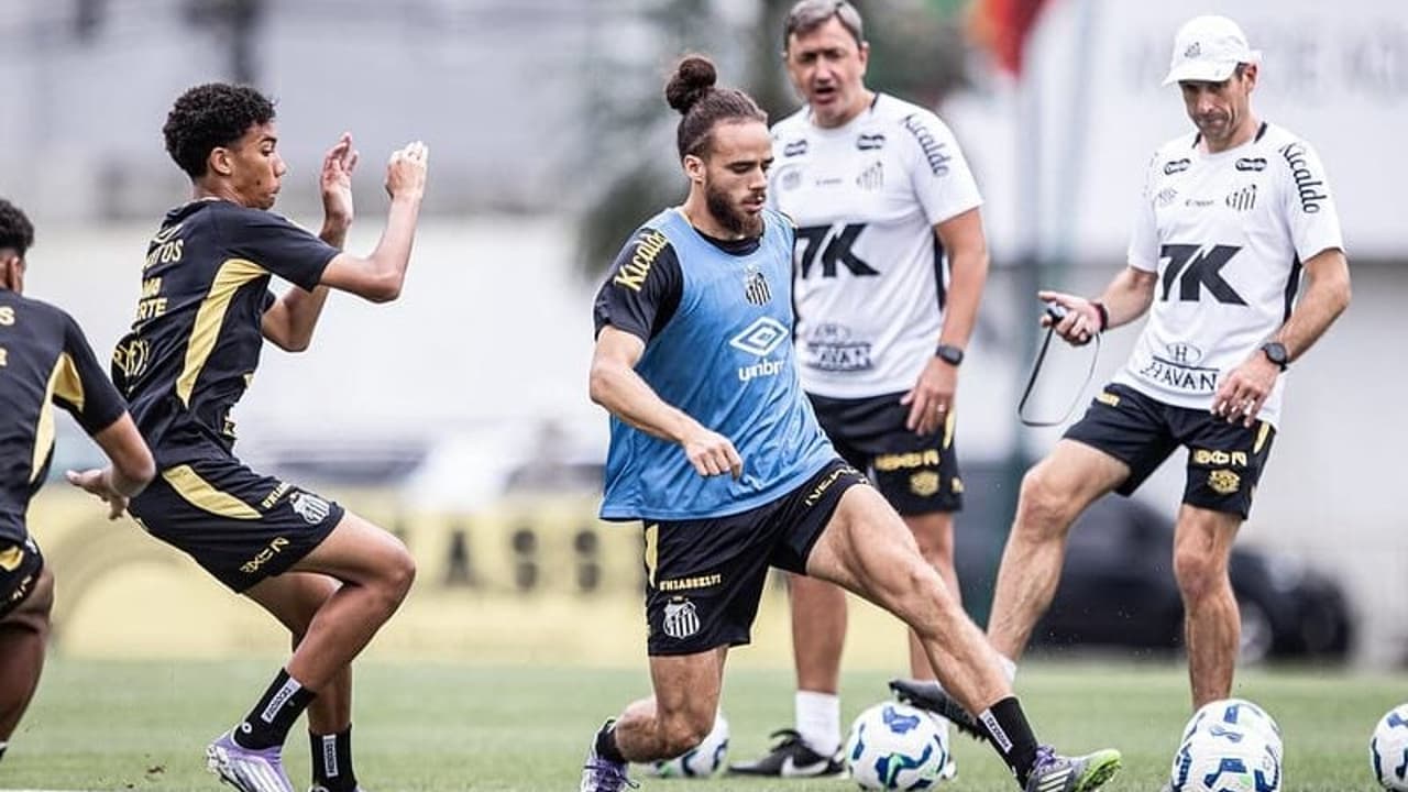Santos divulga programação da semana para duelos contra Corinthians e Vitória