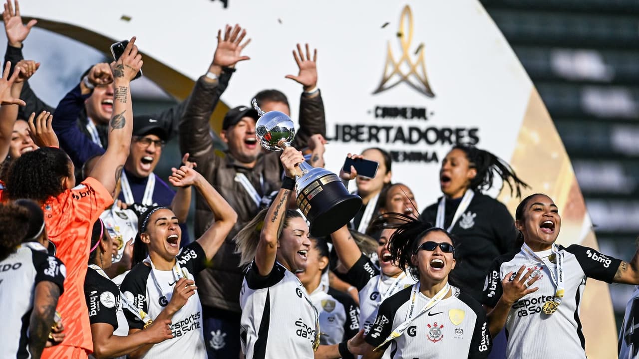 Corinthians, campeão da Libertadores, se prepara para o Mundial Feminino em 2026