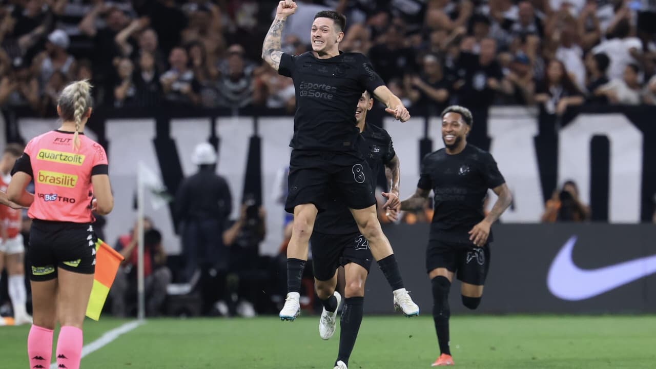 Garro almeja voltar ao Corinthians diante de seu maior carrasco em 2025